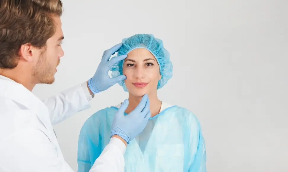 Opérations esthétiques populaires en 2025