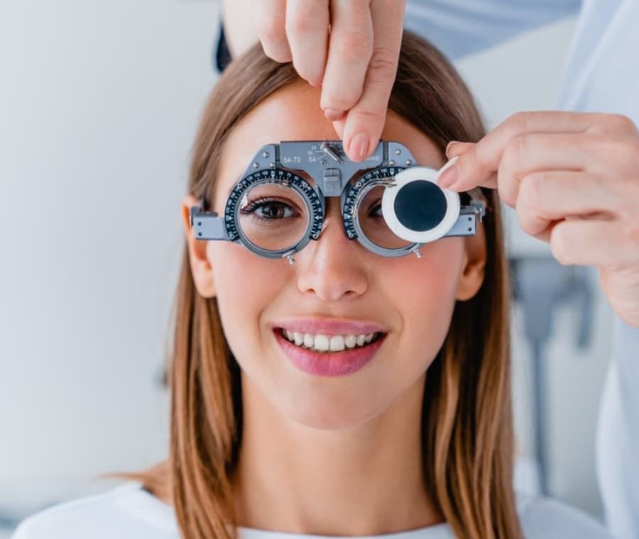 Remplacement du cristallin en Turquie : avantages 2026