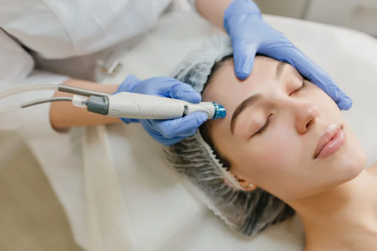séance hydrafacial pour améliorer la texture et l’éclat du visage