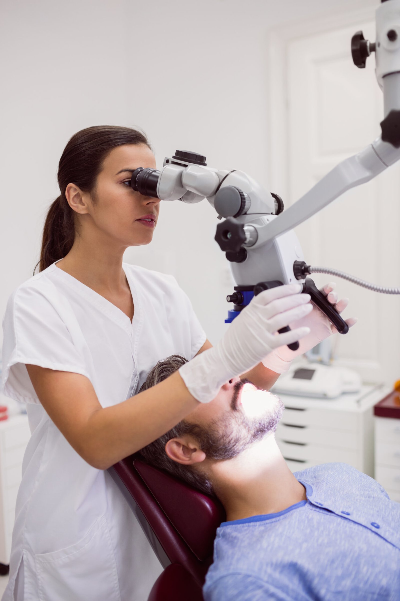 Laser des yeux et lentilles intraoculaires pour chirurgie oculaire Turquie VIH